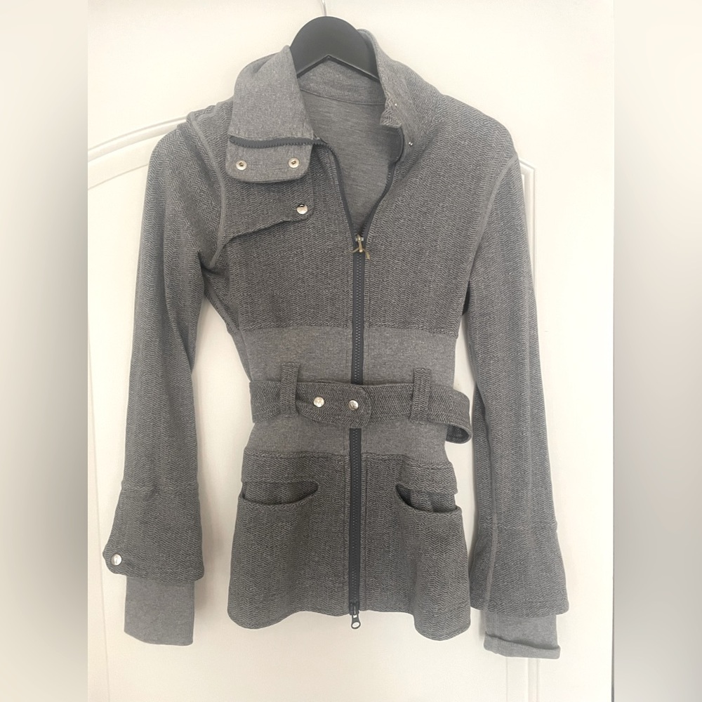 Lululemon Jacket size 4